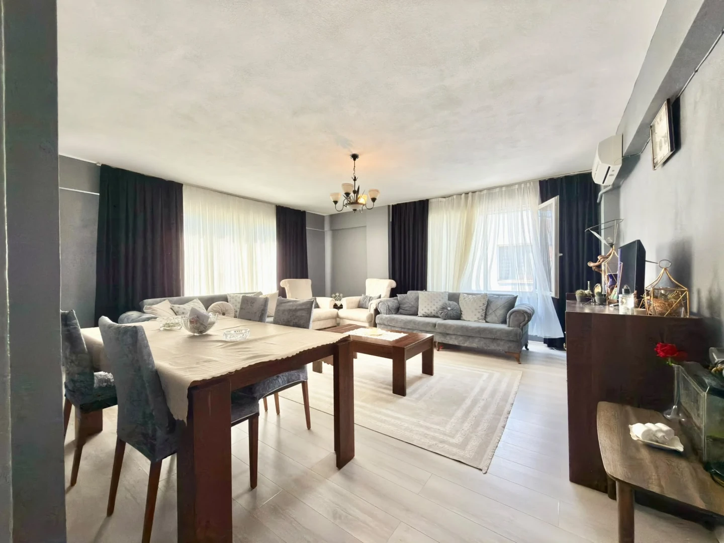 YÜKSELDEN ALTINKUMDA EGE CAFE MEVKİ ULTRA GENİŞ 5+1DUBLEKS DAİRE