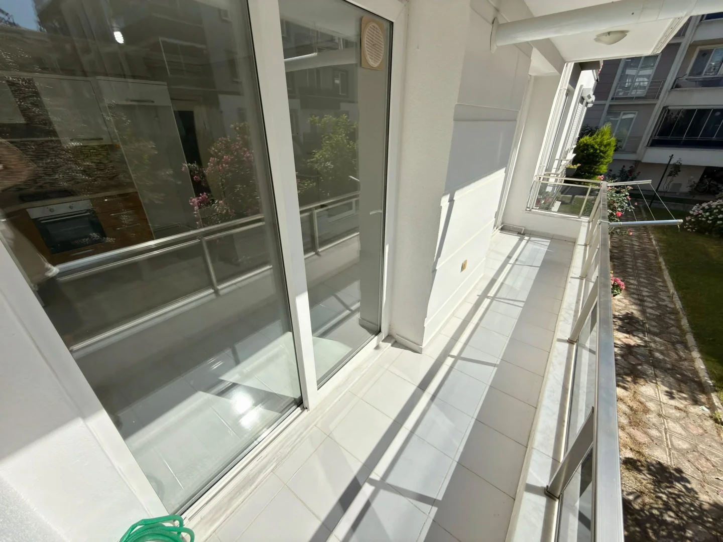 YÜKSELDEN SARIKIZDA ŞOK FİYATA DOĞALGAZLI SATILIK 2+1FERAH DAİRE