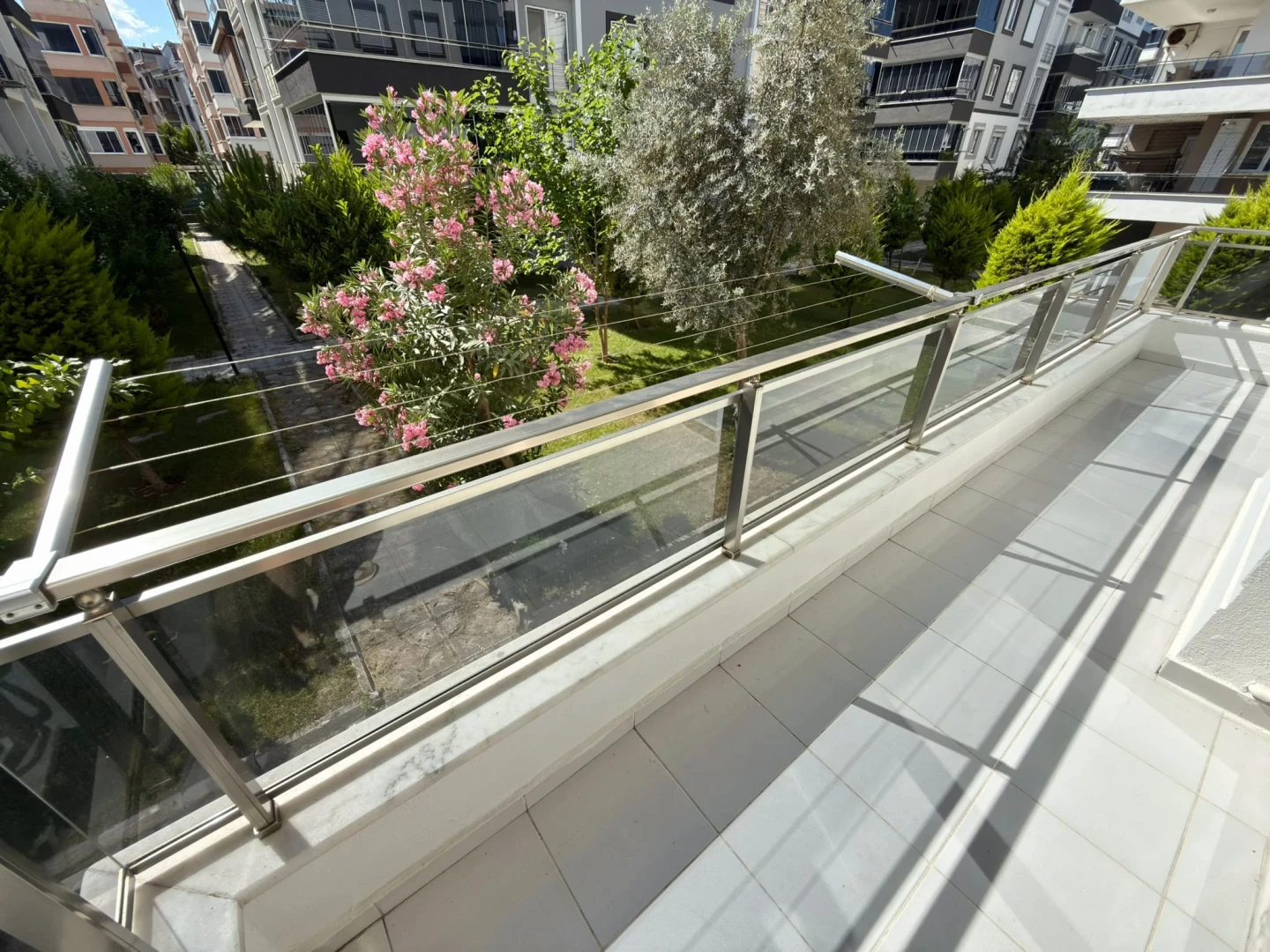YÜKSELDEN SARIKIZDA ŞOK FİYATA DOĞALGAZLI SATILIK 2+1FERAH DAİRE