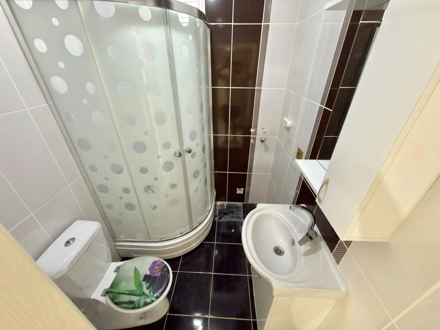 YÜKSELDEN SARIKIZDA ŞOK FİYATA DOĞALGAZLI SATILIK 2+1FERAH DAİRE
