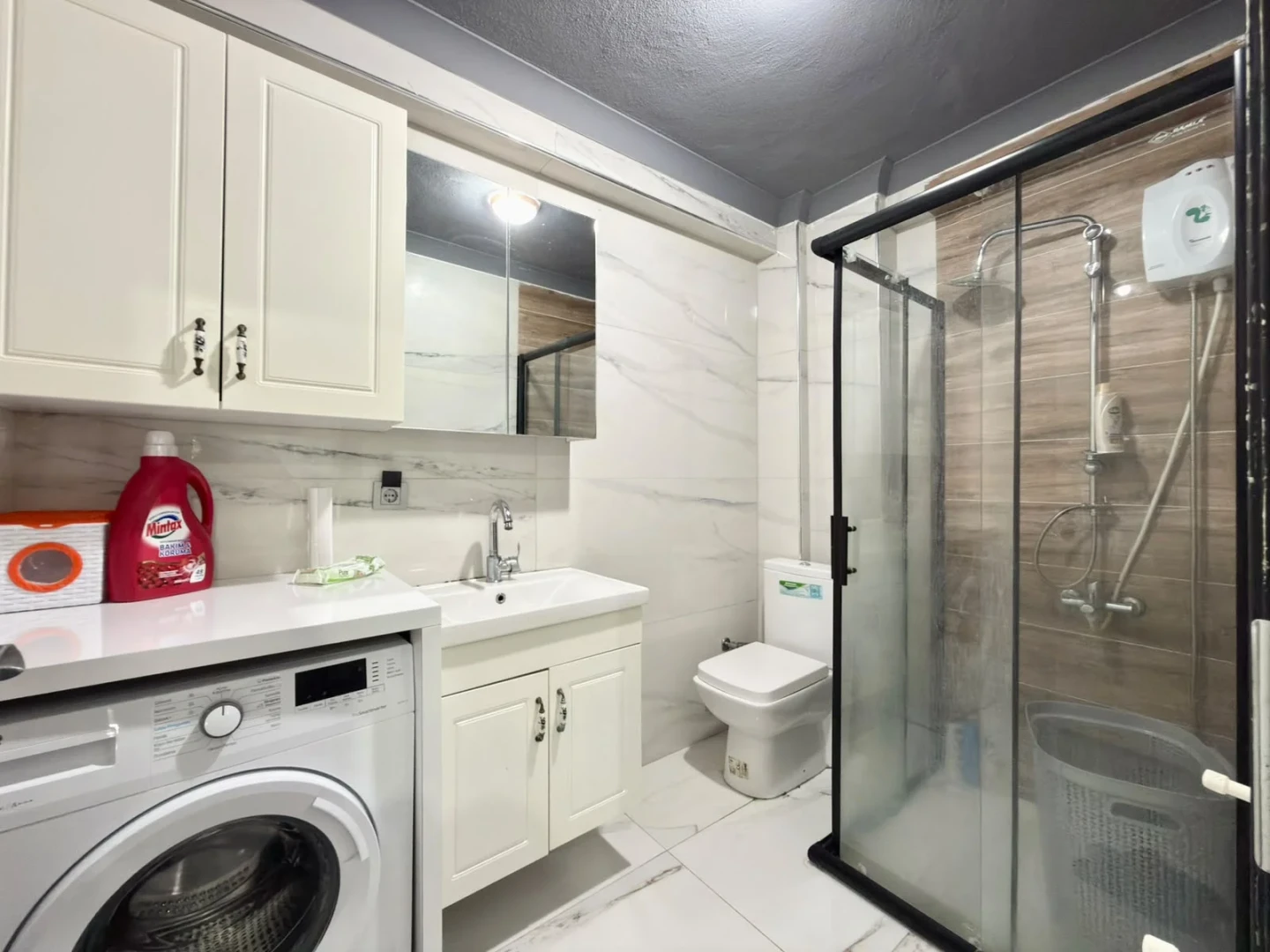YÜKSELDEN ALTINKUMDA ÖN CEPHE DENİZE YAKIN SATILIK 1+1 LÜX DAİRE