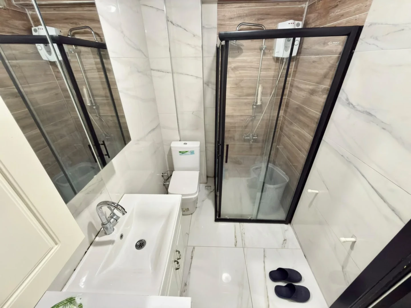 YÜKSELDEN ALTINKUMDA ÖN CEPHE DENİZE YAKIN SATILIK 1+1 LÜX DAİRE