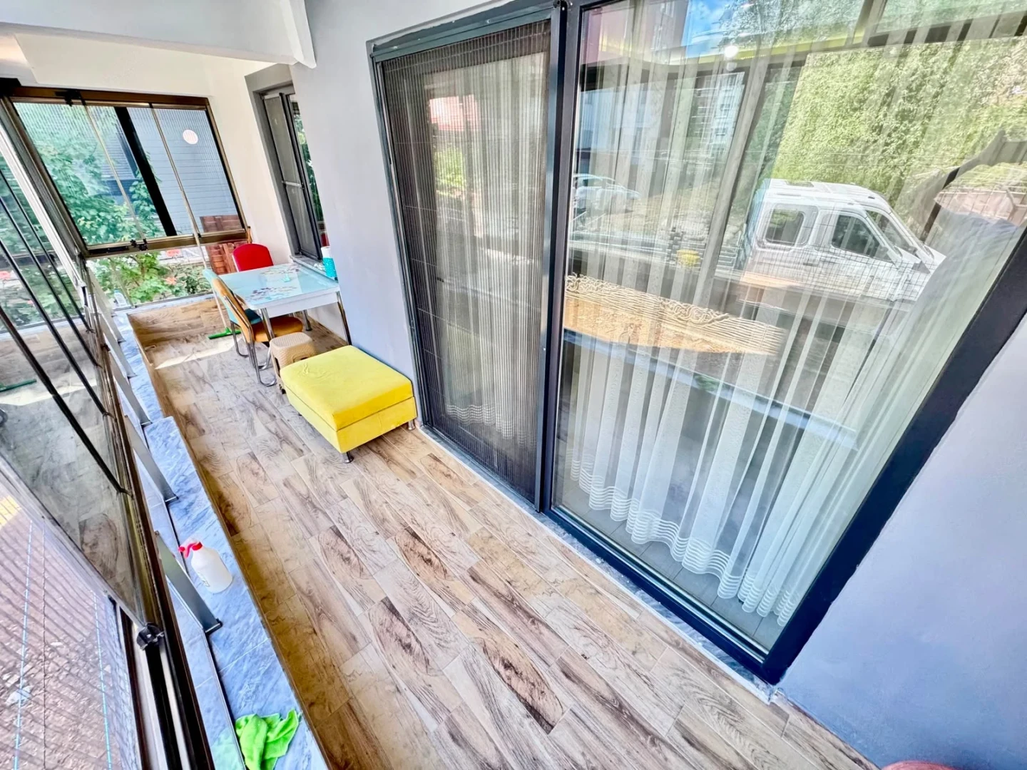YÜKSELDEN ALTINKUMDA ÖN CEPHE DENİZE YAKIN SATILIK 1+1 LÜX DAİRE