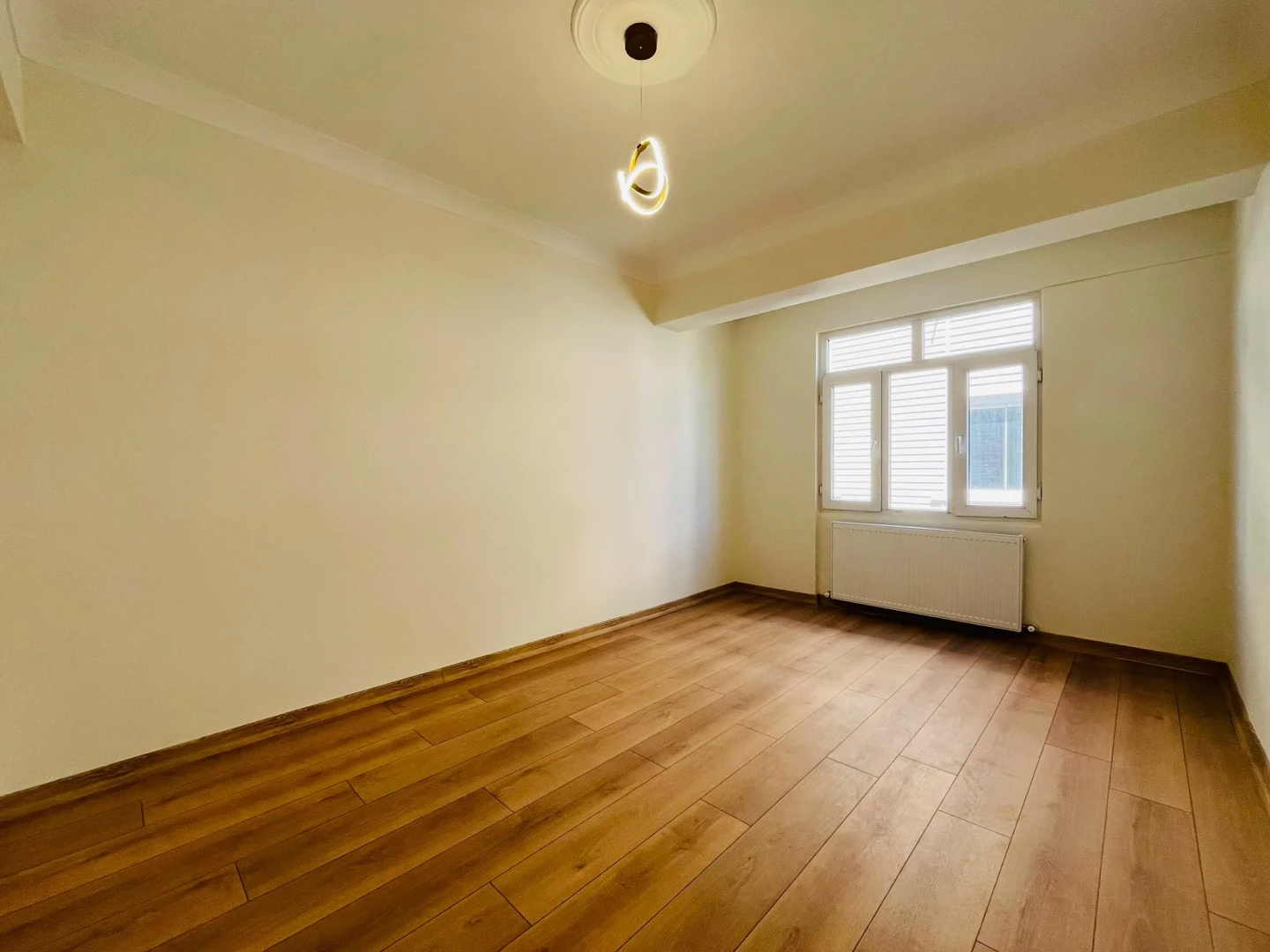 YÜKSELDEN ALTINKUMDA ÖN CEPHE HAMAMLI ULTRA LÜX SATILIK 3+1DAİRE