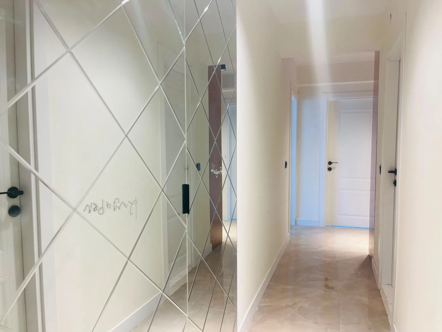 YÜKSELDEN ALTINKUMDA ÖN CEPHE HAMAMLI ULTRA LÜX SATILIK 3+1DAİRE