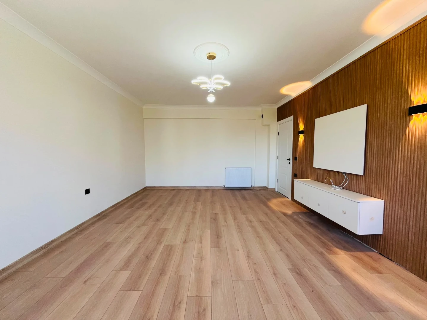 YÜKSELDEN ALTINKUMDA ÖN CEPHE HAMAMLI ULTRA LÜX SATILIK 3+1DAİRE