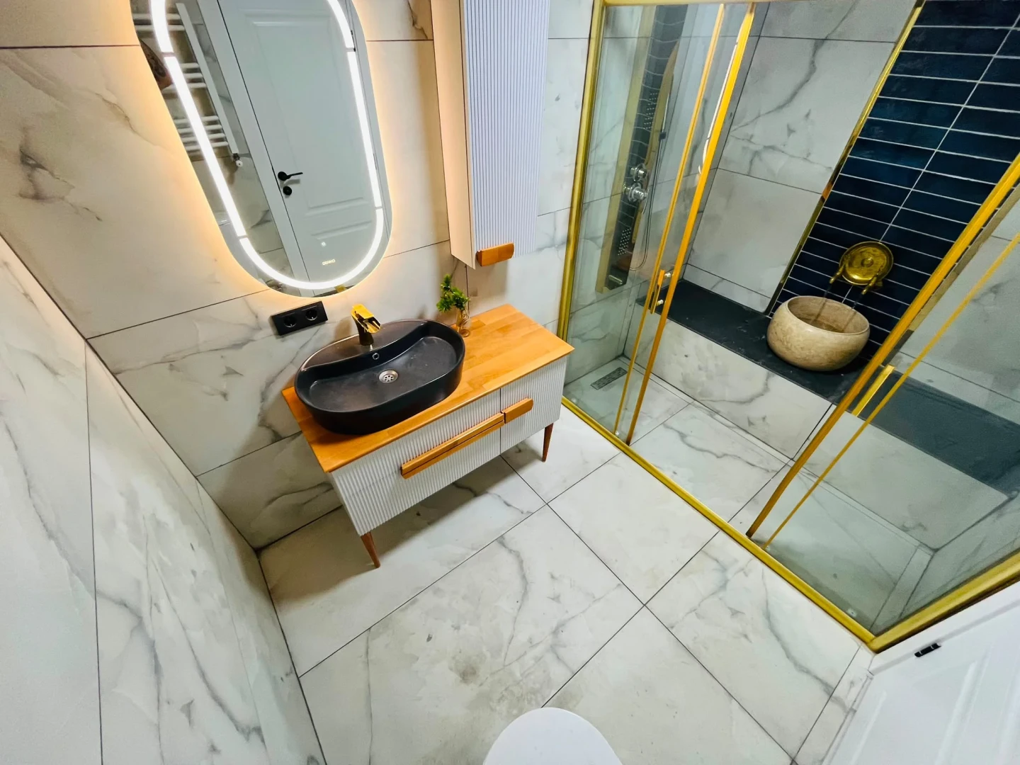 YÜKSELDEN ALTINKUMDA ÖN CEPHE HAMAMLI ULTRA LÜX SATILIK 3+1DAİRE