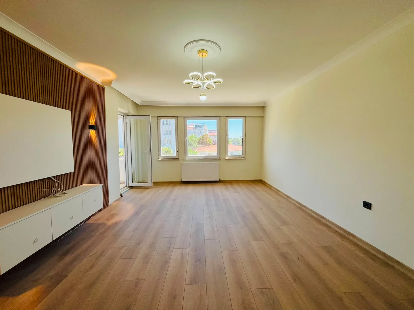 YÜKSELDEN ALTINKUMDA ÖN CEPHE HAMAMLI ULTRA LÜX SATILIK 3+1DAİRE