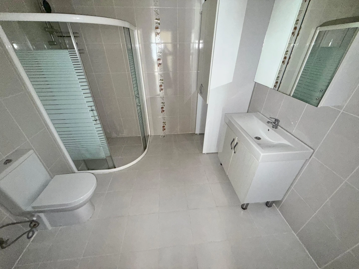 YETKİSİ YÜKSEL'DEN YÜKSEK KREDİLİ AYRI MUTFAK D.GAZLI 2+1 DAİRE