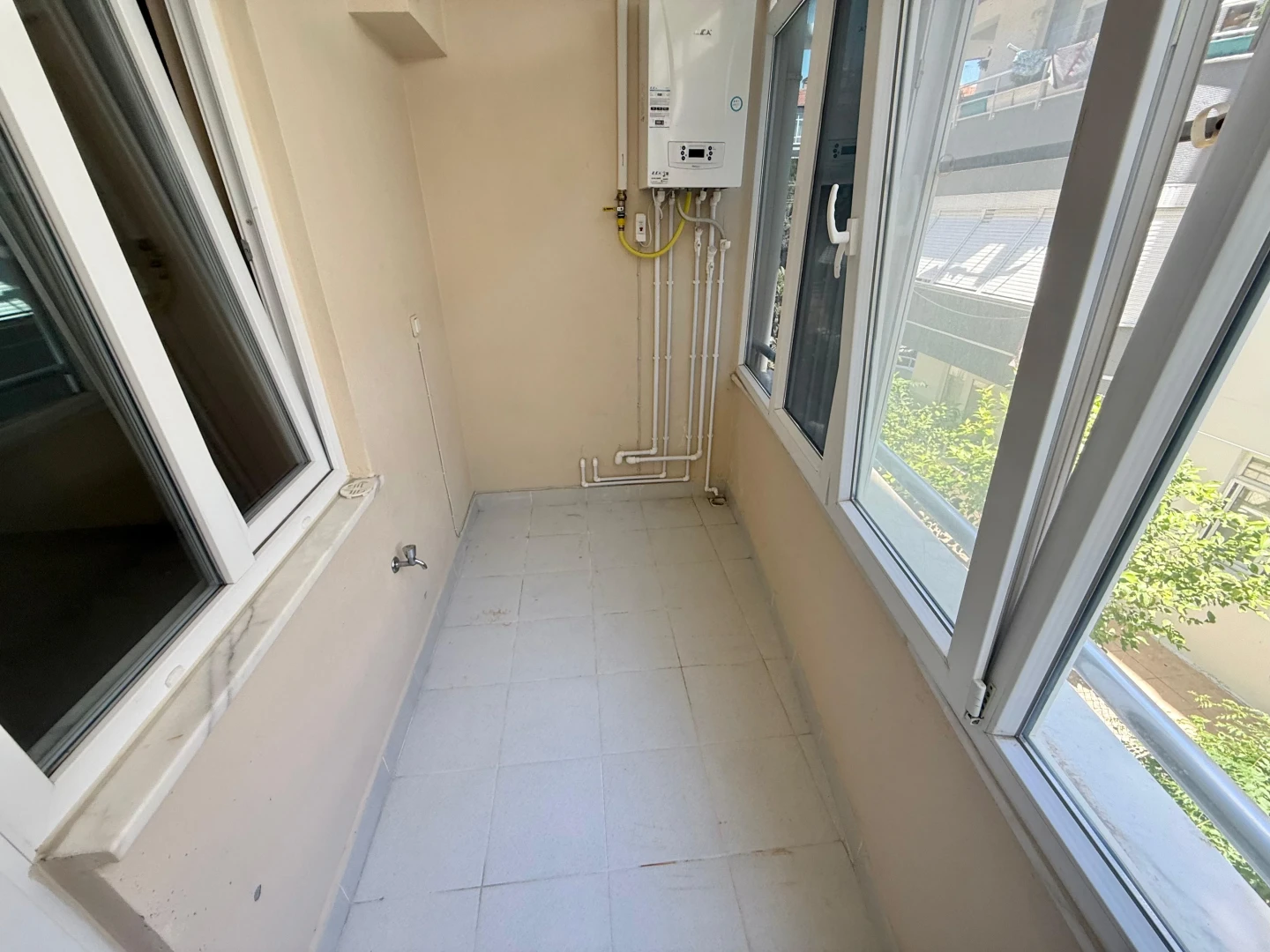 YETKİSİ YÜKSEL'DEN YÜKSEK KREDİLİ AYRI MUTFAK D.GAZLI 2+1 DAİRE