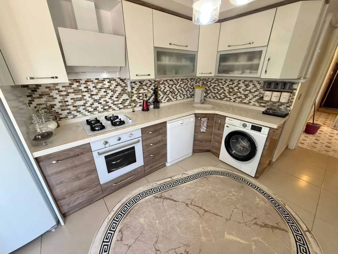 YÜKSEL'DEN KADIKÖY'DE NOVADA'YA 200MT-KAPALI MUTFAKLI 2+1 DAİRE