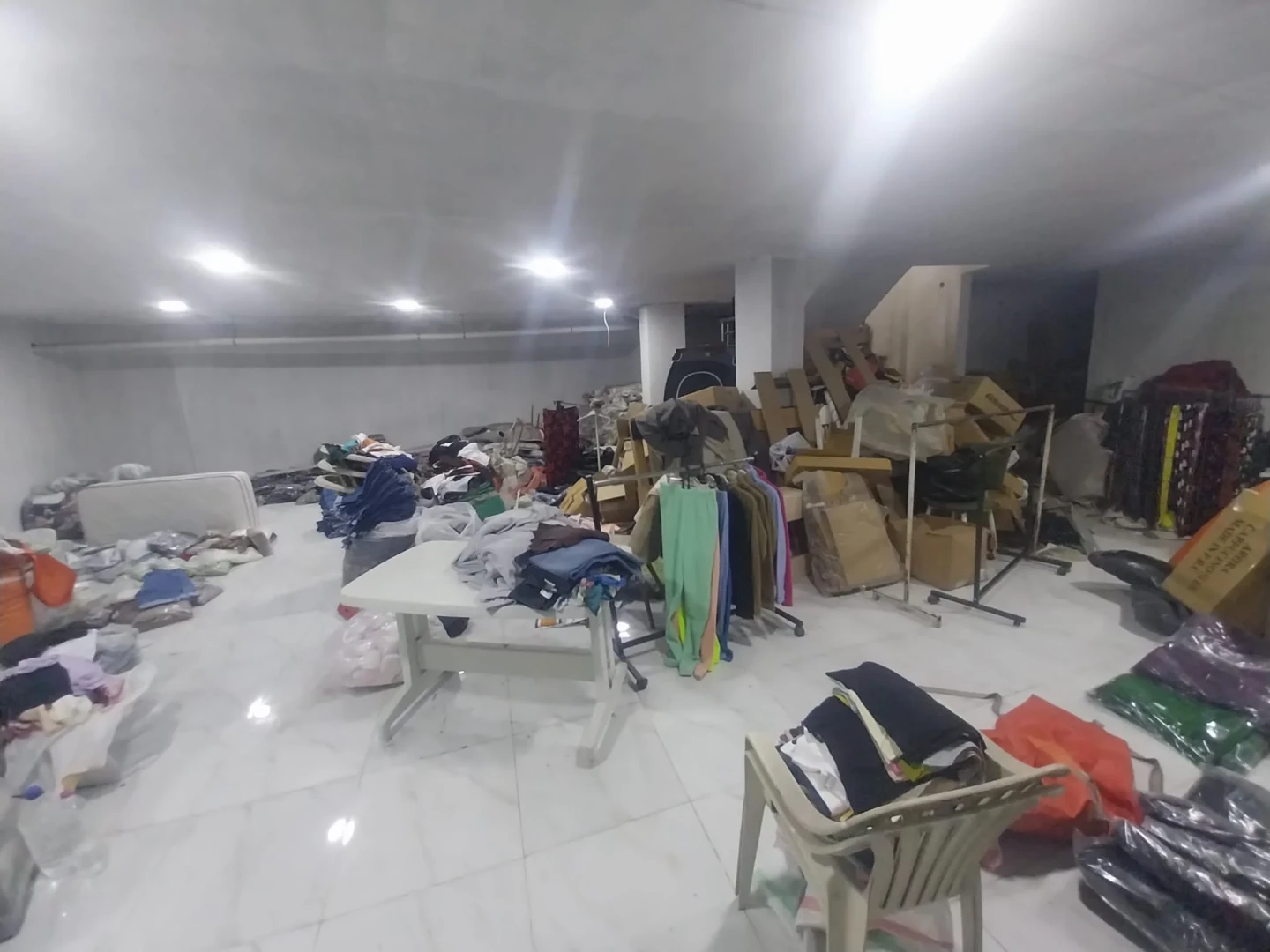 YETKİSİ YÜKSEL'DEN KADIKÖY'DE AVM YAKINI SATILIK KÖŞE DÜKKAN