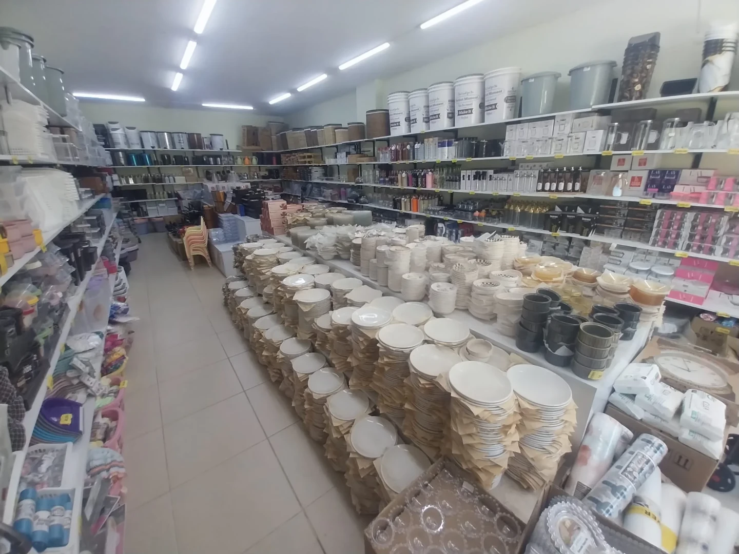 YETKİSİ YÜKSEL'DEN KADIKÖY'DE AVM YAKINI SATILIK KÖŞE DÜKKAN