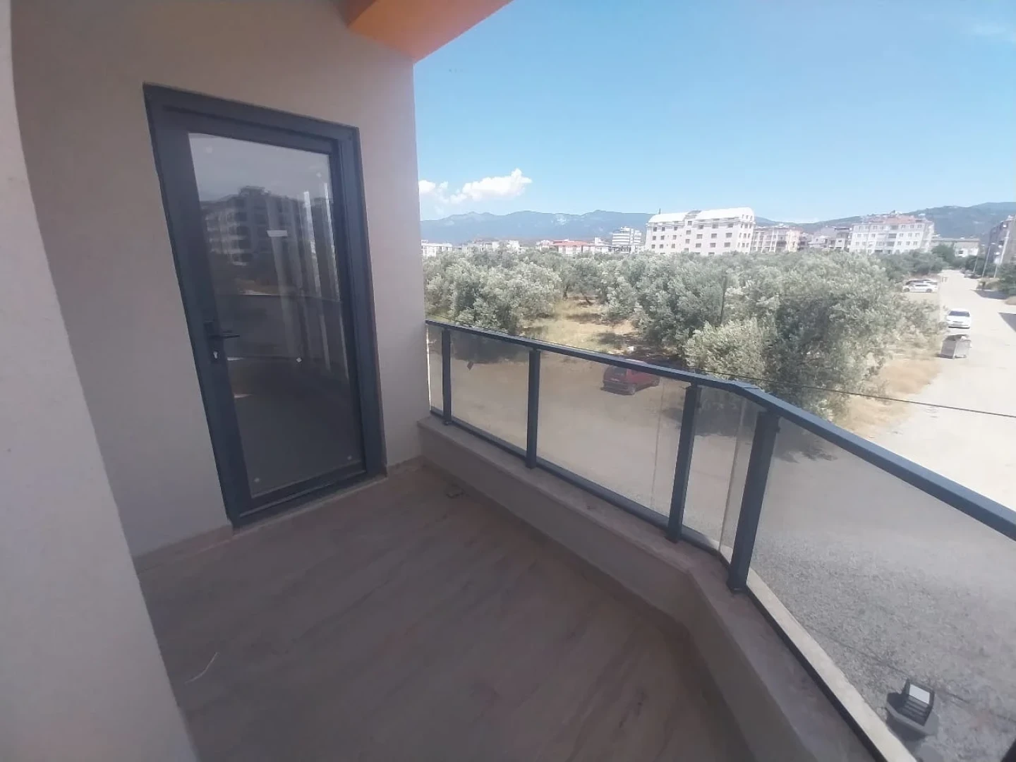 YÜKSEL'DEN KADIKÖY MERKEZ'DE ÖNCEPHE SIFIR 2+1 DAİRE