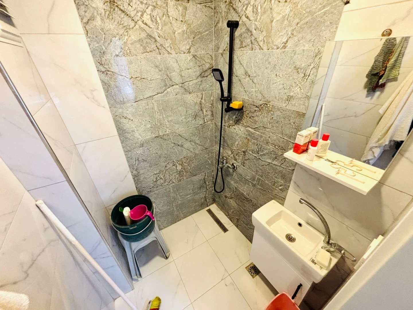 YÜKSELDEN ALTINKUMDA KOMBİLİ OTOPARKLI AL OTUR! 2+1 SIFIR DAİRE