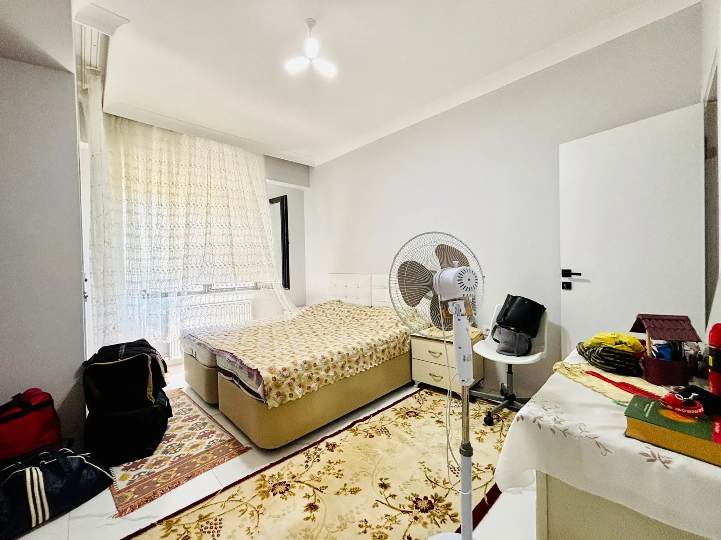 YÜKSELDEN ALTINKUMDA KOMBİLİ OTOPARKLI AL OTUR! 2+1 SIFIR DAİRE