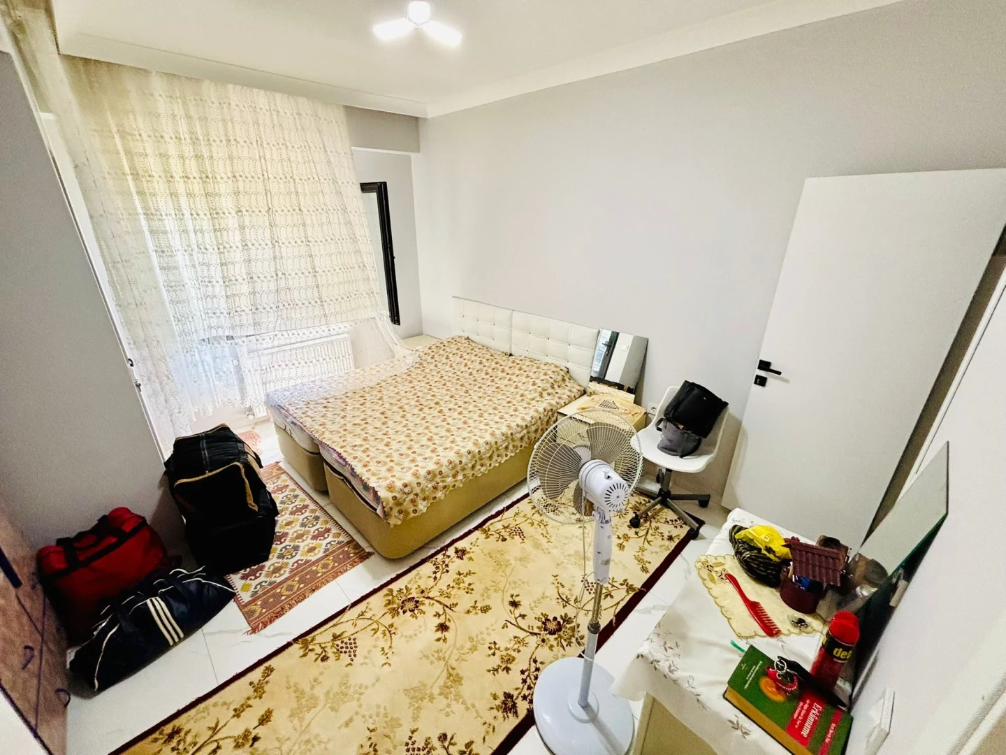 YÜKSELDEN ALTINKUMDA KOMBİLİ OTOPARKLI AL OTUR! 2+1 SIFIR DAİRE