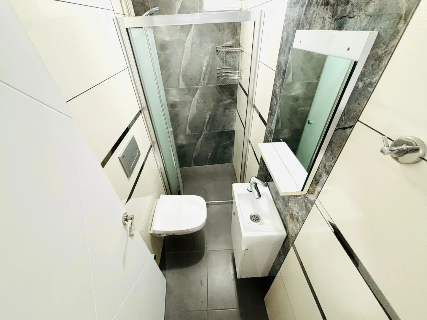 YÜKSELDEN ALTINKUMDA DENİZE 500 MT ÖN CEPHE ŞAHANE 3+1 DAİRE