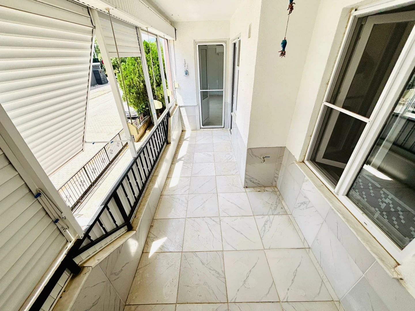 YÜKSELDEN ALTINKUMDA DENİZE 500 MT ÖN CEPHE ŞAHANE 3+1 DAİRE