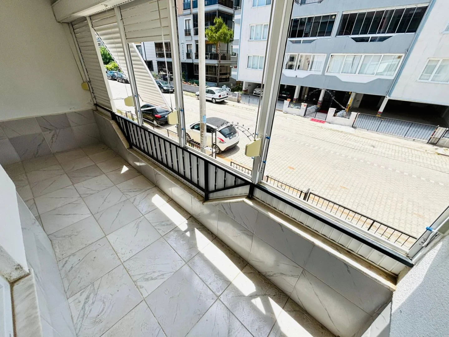 YÜKSELDEN ALTINKUMDA DENİZE 500 MT ÖN CEPHE ŞAHANE 3+1 DAİRE