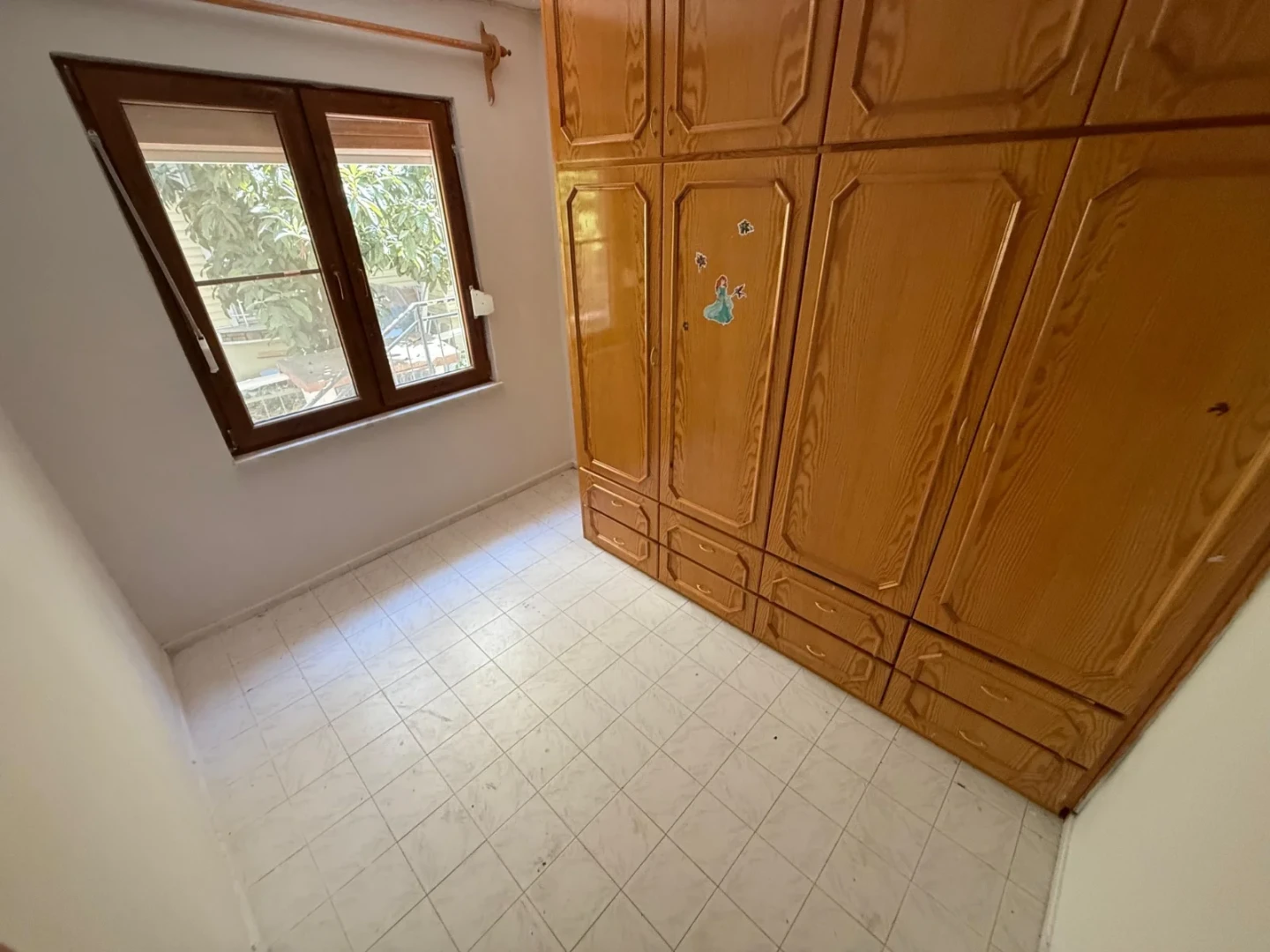 YÜKSEL'DEN ALTINKUM'DA DENİZE SADECE 1 ADIM ÖNCEPHE 2+1 DAİRE