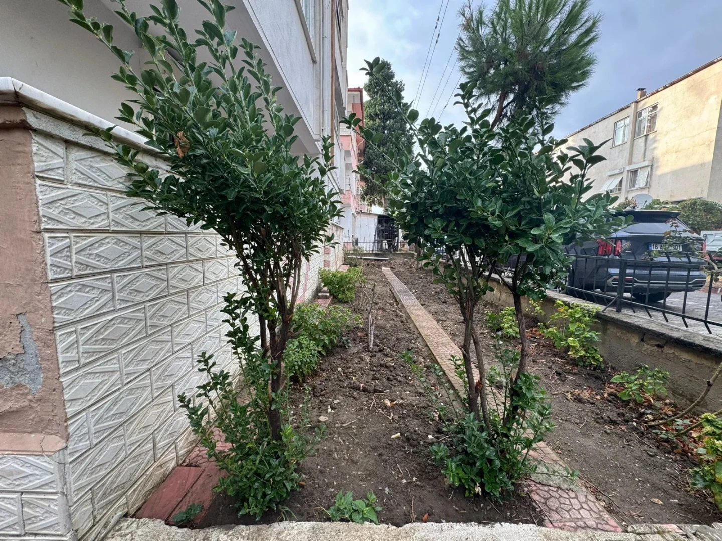YÜKSEL'DEN ALTINKUM'DA DENİZE SADECE 1 ADIM ÖNCEPHE 2+1 DAİRE