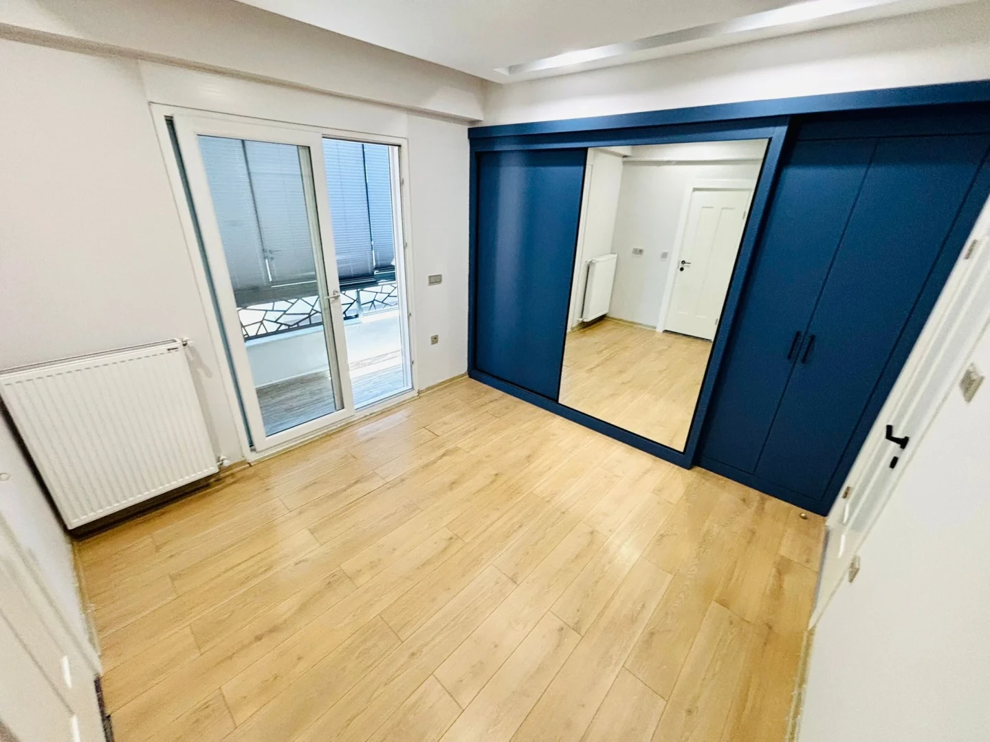 YÜKSELDEN İKİZÇAYDA ÖN CEPHE AYRI MUTFAK ULTRA LÜX 2+1 DAİRE