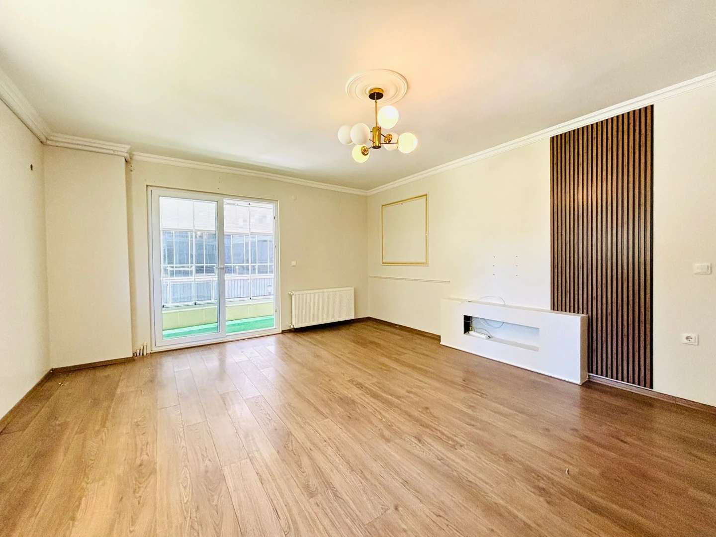 YETKİ YÜKSELDEN İKİZÇAYDA ÖZELTASARIM GENİŞ M2 SATILIK 1+1 DAİRE