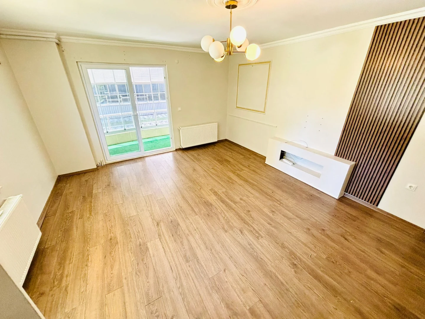 YETKİ YÜKSELDEN İKİZÇAYDA ÖZELTASARIM GENİŞ M2 SATILIK 1+1 DAİRE