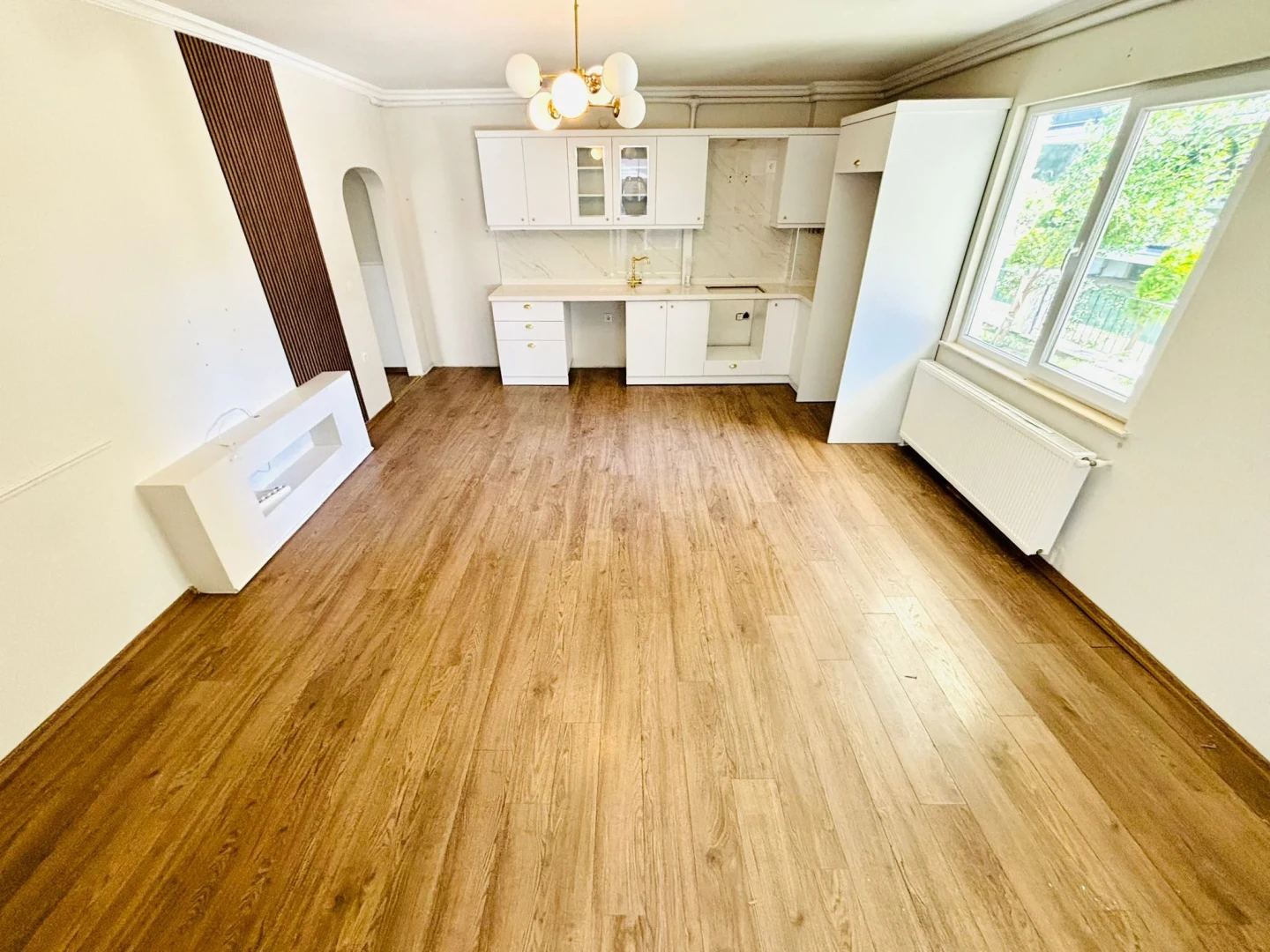 YETKİ YÜKSELDEN İKİZÇAYDA ÖZELTASARIM GENİŞ M2 SATILIK 1+1 DAİRE
