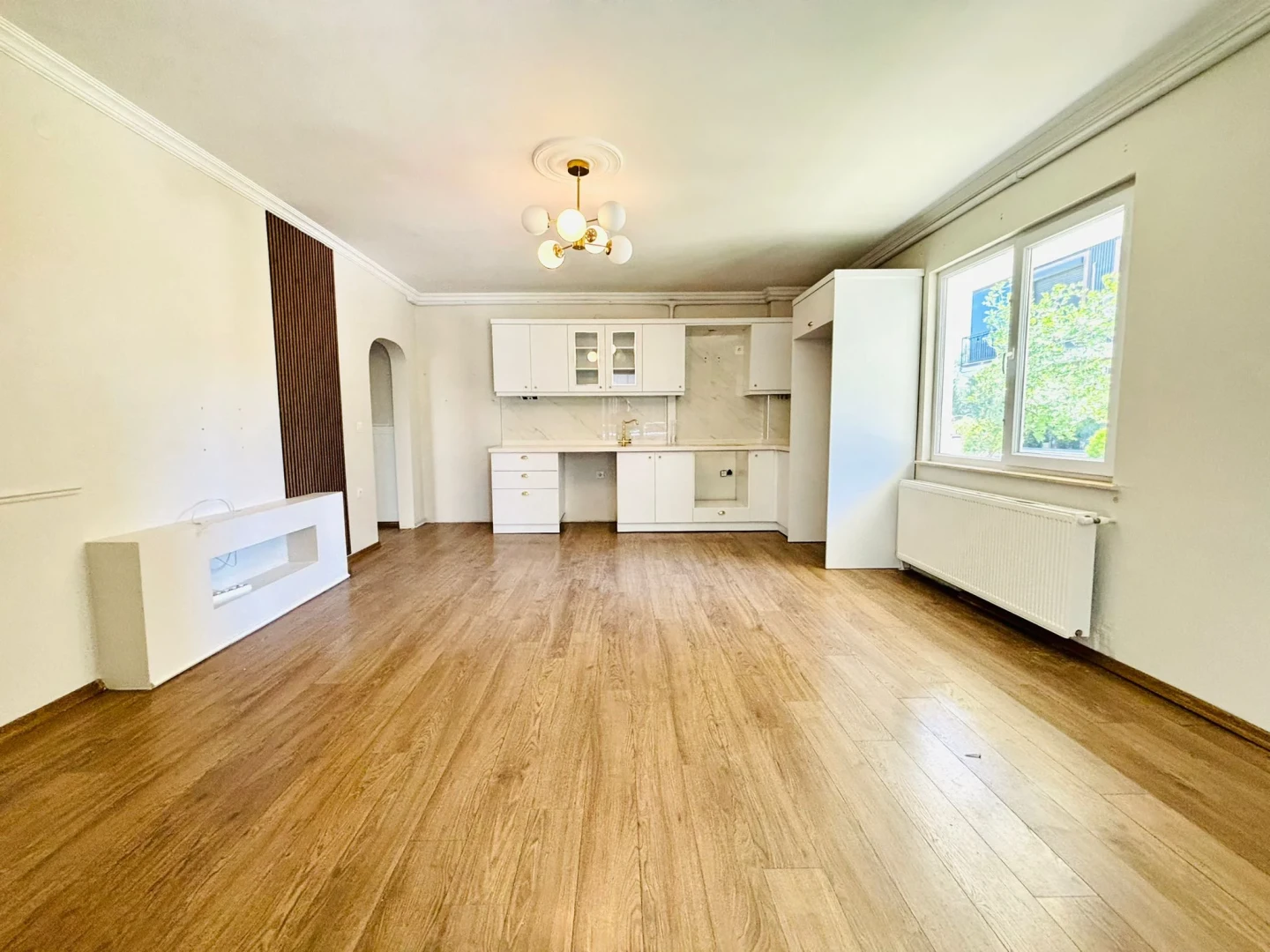YETKİ YÜKSELDEN İKİZÇAYDA ÖZELTASARIM GENİŞ M2 SATILIK 1+1 DAİRE