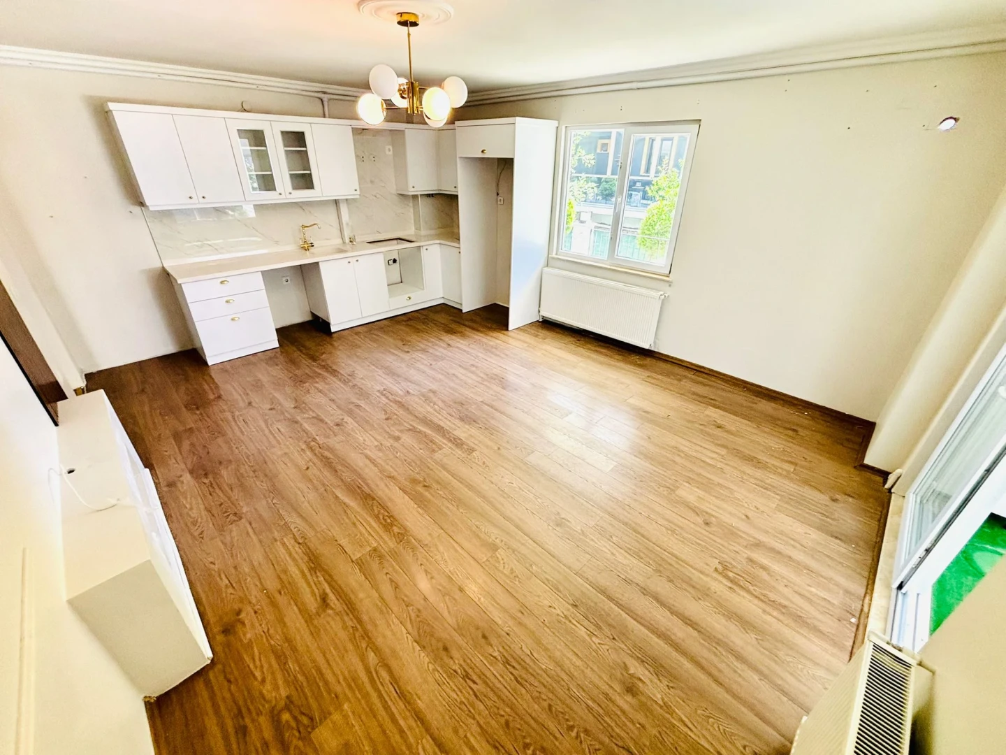 YETKİ YÜKSELDEN İKİZÇAYDA ÖZELTASARIM GENİŞ M2 SATILIK 1+1 DAİRE