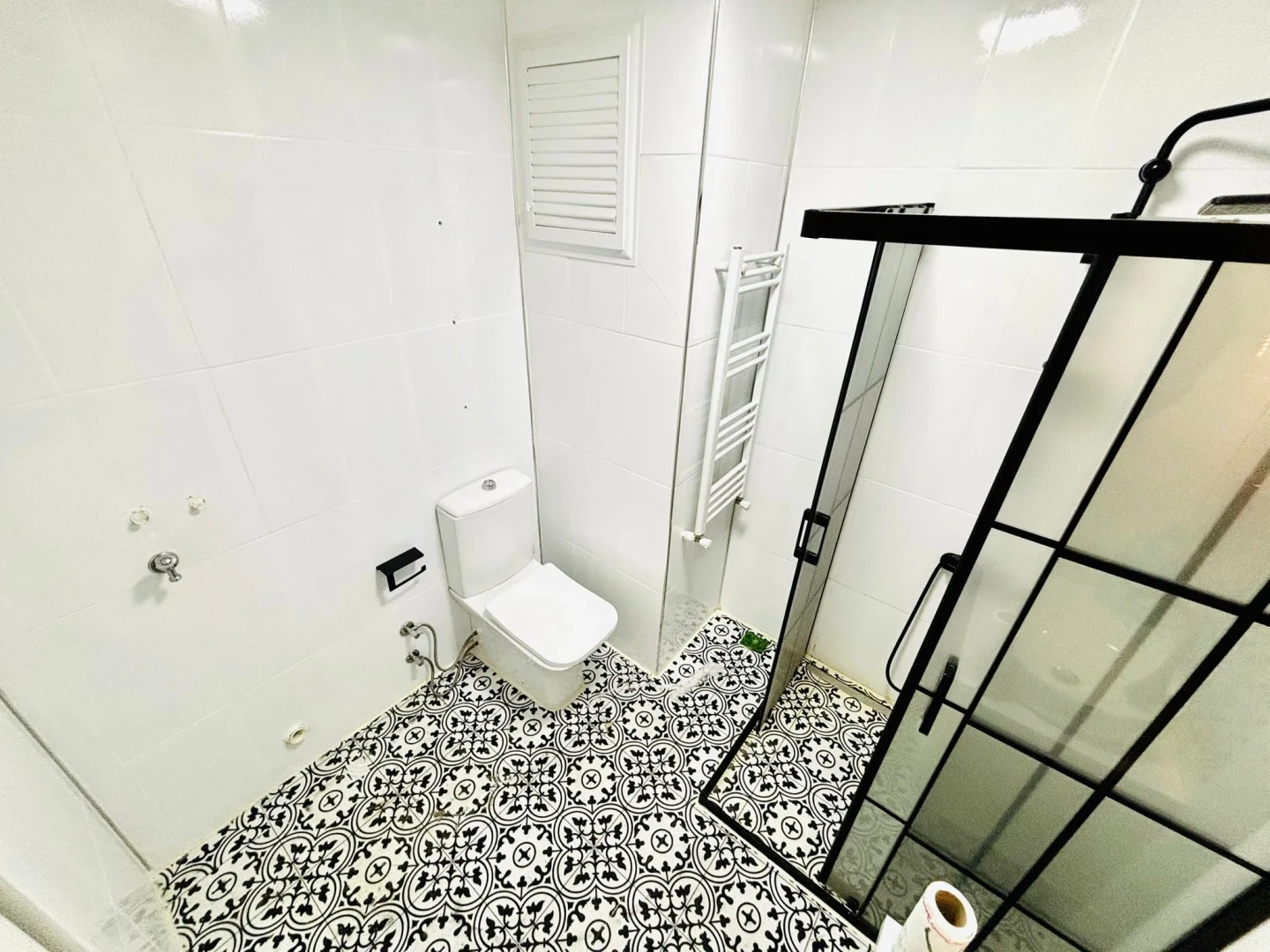 YETKİ YÜKSELDEN İKİZÇAYDA ÖZELTASARIM GENİŞ M2 SATILIK 1+1 DAİRE