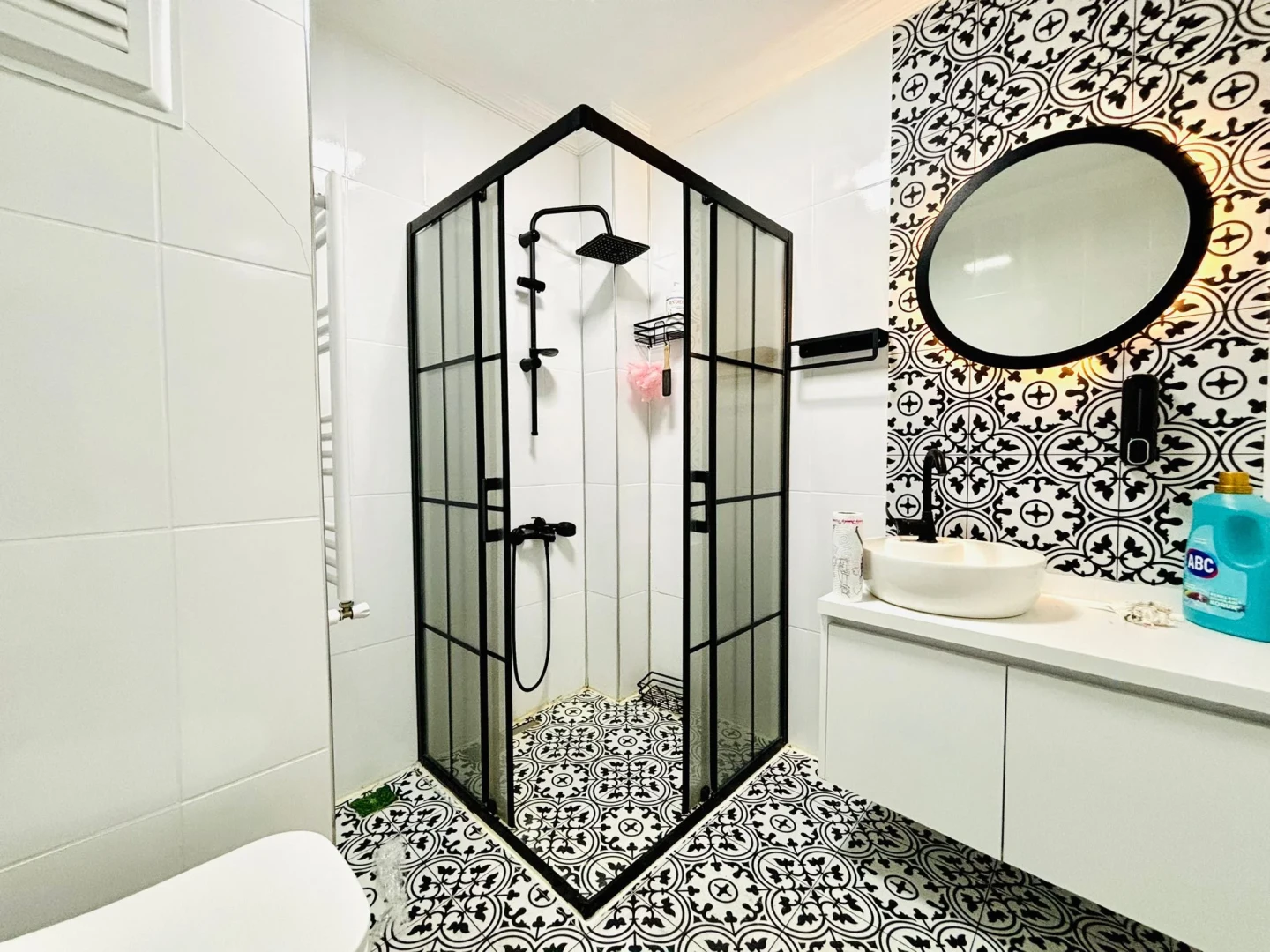 YETKİ YÜKSELDEN İKİZÇAYDA ÖZELTASARIM GENİŞ M2 SATILIK 1+1 DAİRE