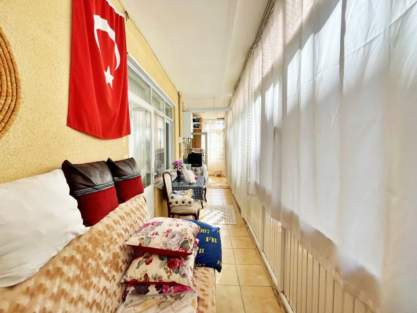 YÜKSELDEN AKÇAYDA DENİZE 50M FULL EŞYALI ÖNCEPHE ARAKAT 2+1DAİRE