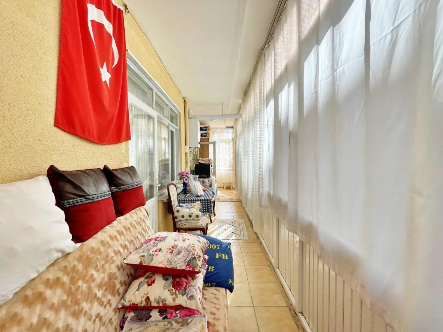 YÜKSELDEN AKÇAYDA DENİZE 50M FULL EŞYALI ÖNCEPHE ARAKAT 2+1DAİRE