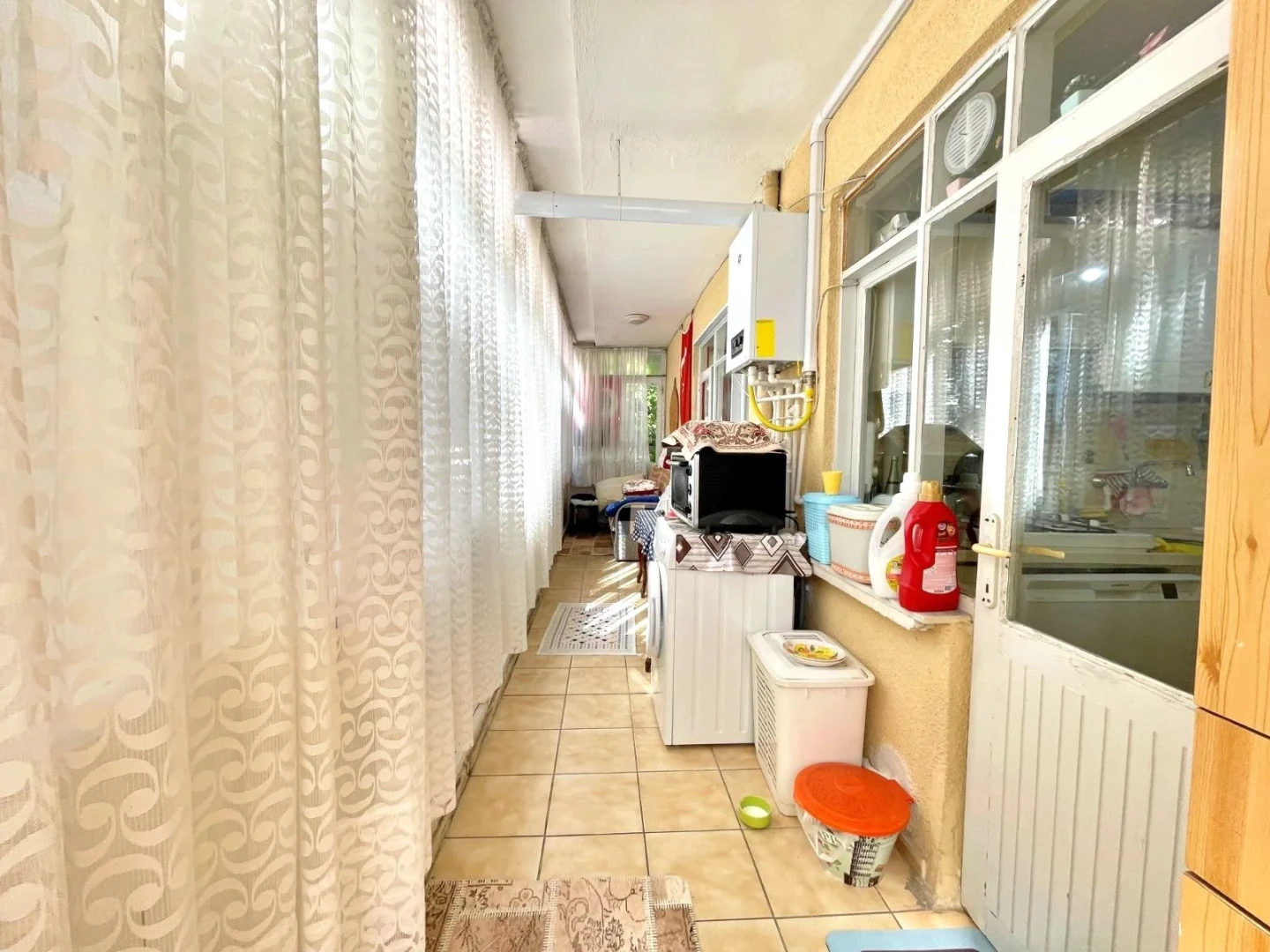 YÜKSELDEN AKÇAYDA DENİZE 50M FULL EŞYALI ÖNCEPHE ARAKAT 2+1DAİRE