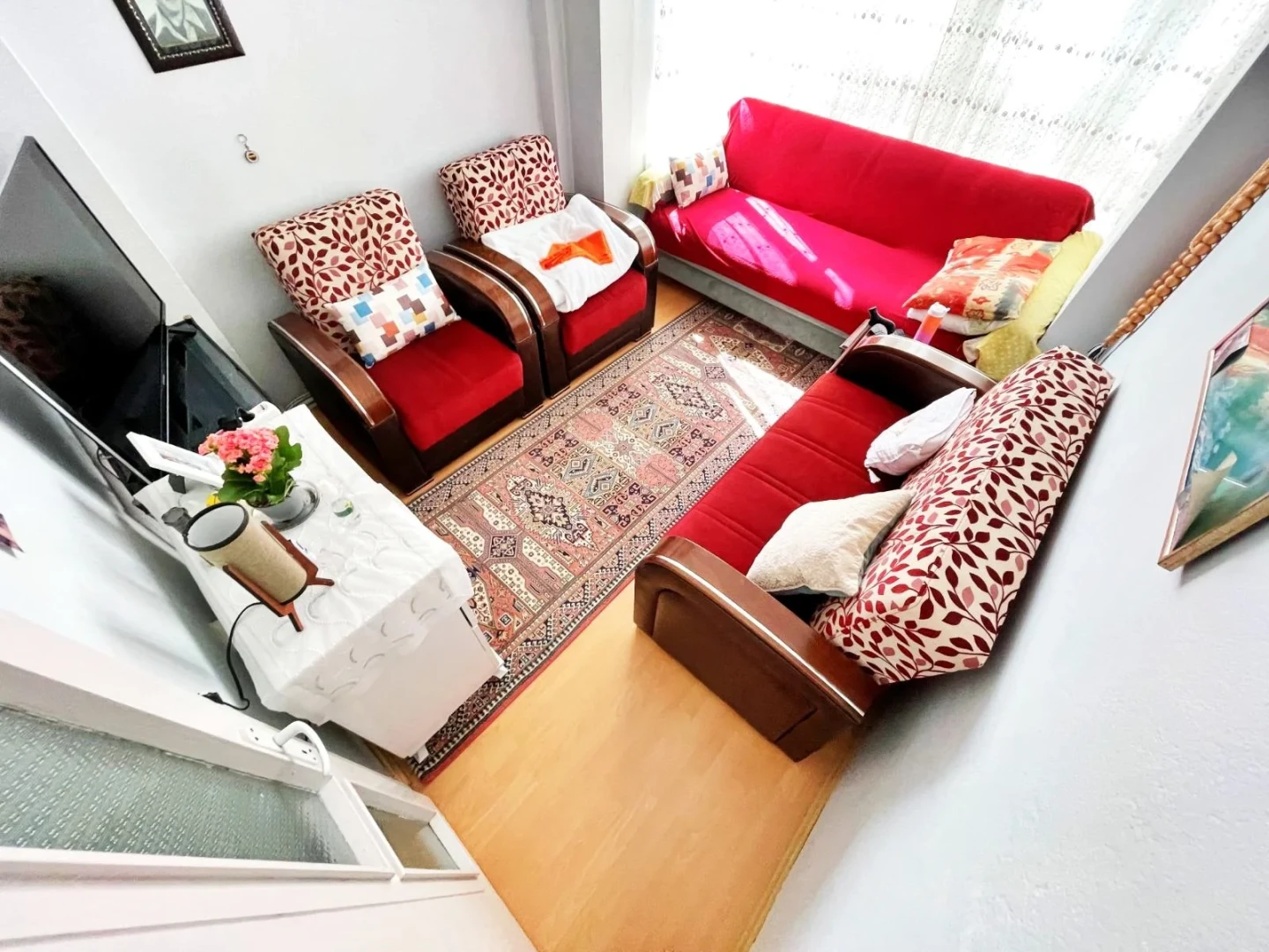 YÜKSELDEN AKÇAYDA DENİZE 50M FULL EŞYALI ÖNCEPHE ARAKAT 2+1DAİRE