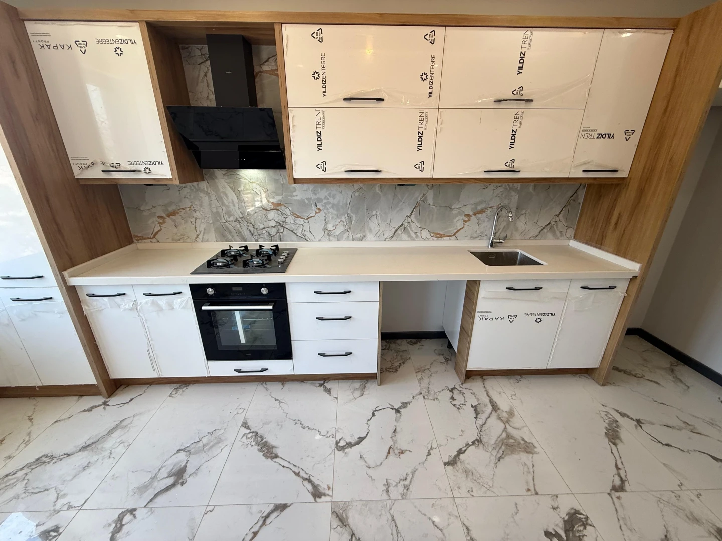 YÜKSEL'DEN TUZCUMURAT'TA KAPALI OTOPARKLI SIFIR LÜX 4+1 DUBLEKS