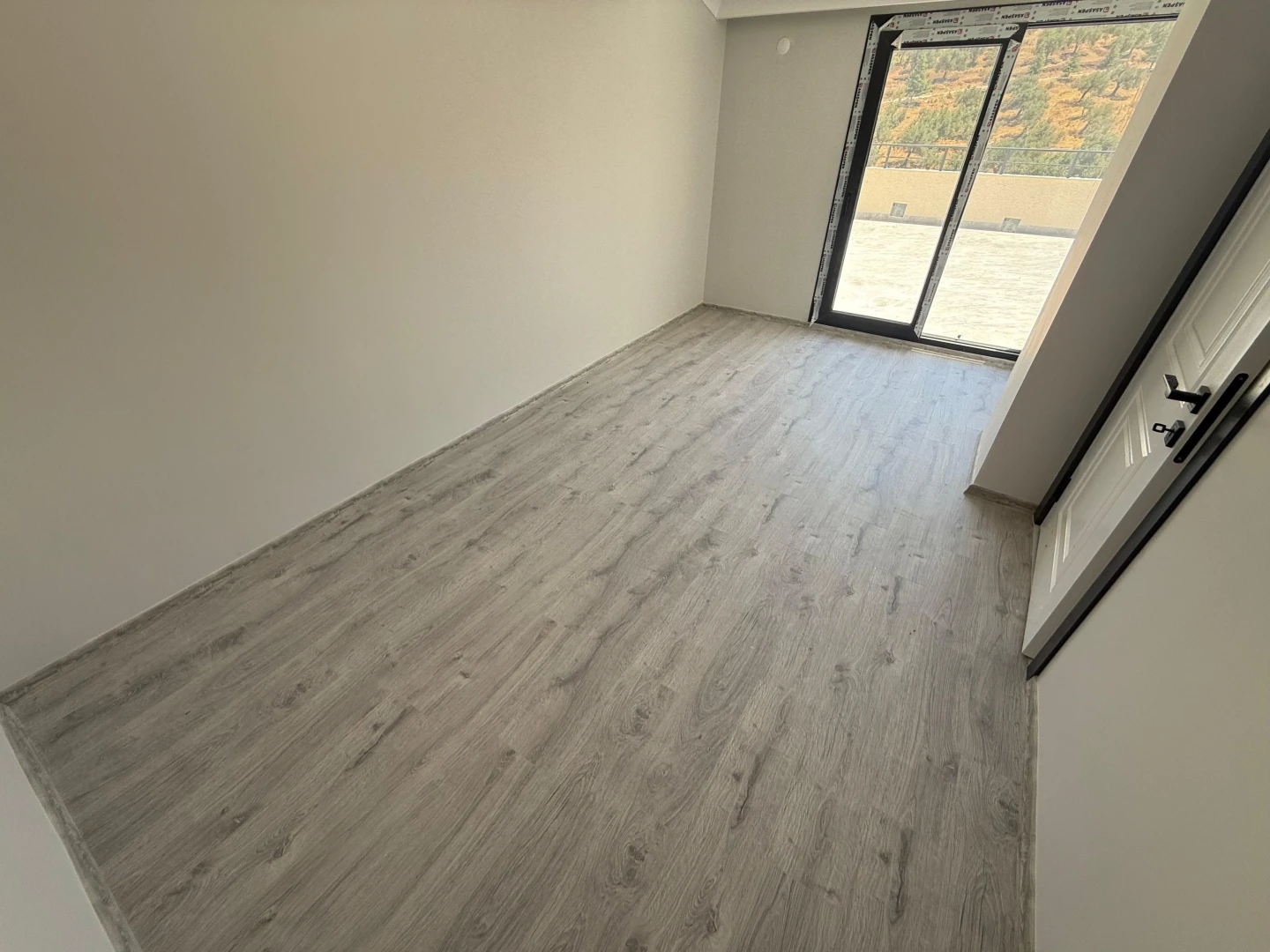 YÜKSEL'DEN TUZCUMURAT'TA KAPALI OTOPARKLI SIFIR LÜX 4+1 DUBLEKS