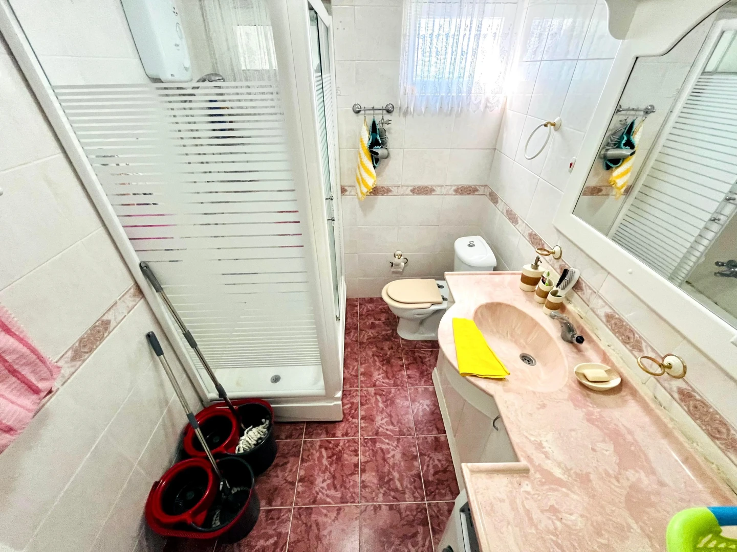 SAKLI CENNET!YÜKSELDEN GÜREDE HAVUZLU GENİŞ BAHÇE 3+1 KÖŞE VİLLA