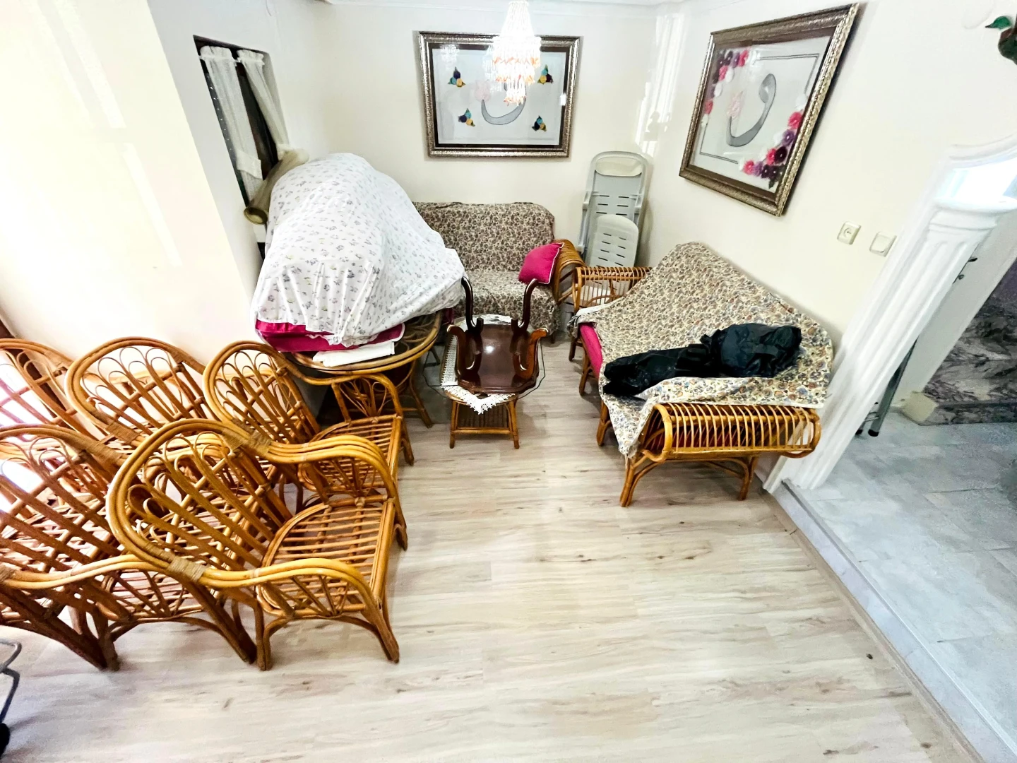 SAKLI CENNET!YÜKSELDEN GÜREDE HAVUZLU GENİŞ BAHÇE 3+1 KÖŞE VİLLA