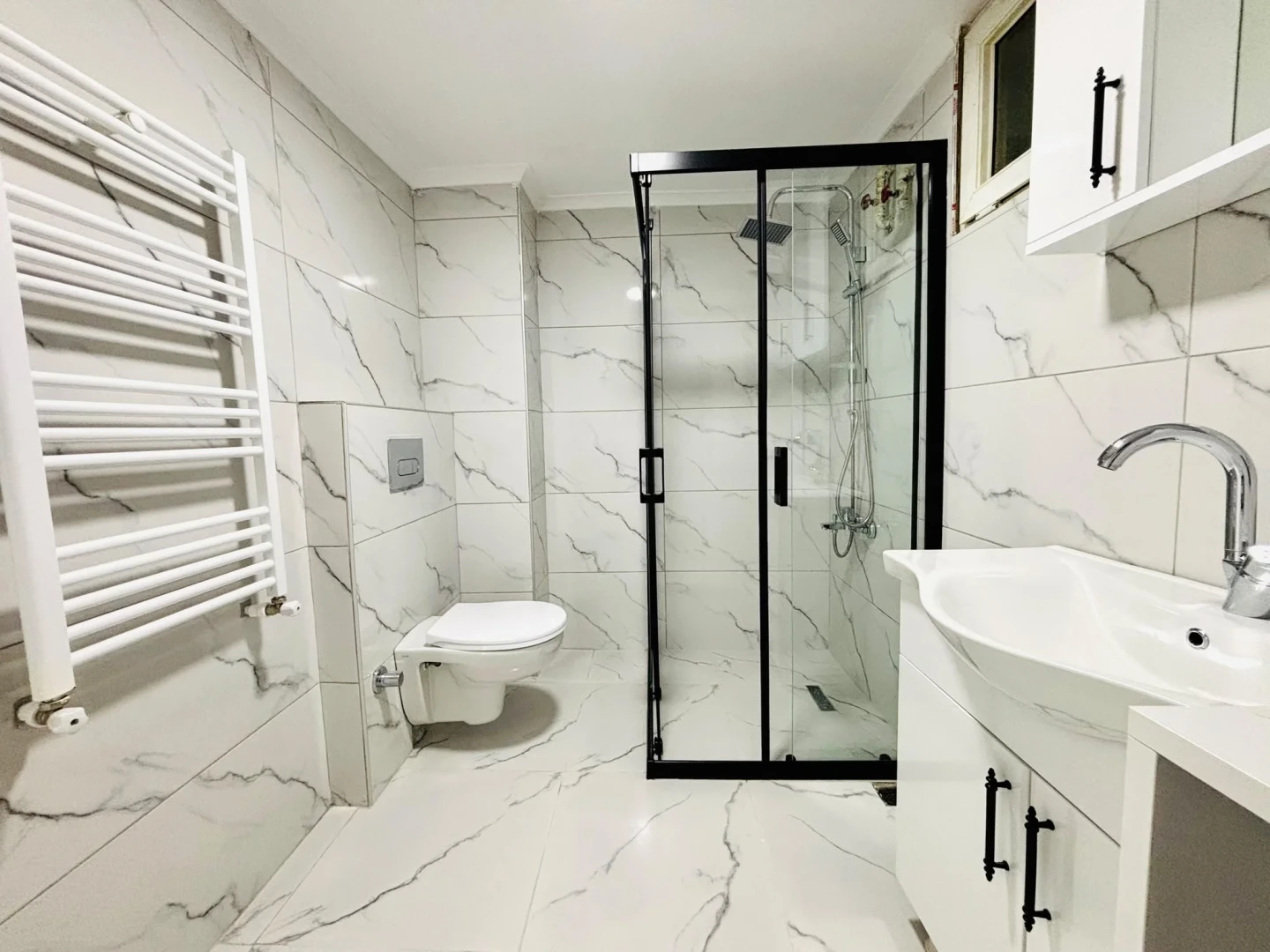 YÜKSELDEN İKİZÇAYDA ARA KAT ÖN CEPHE ULTRA LÜX SATILIK 3+1 DAİRE