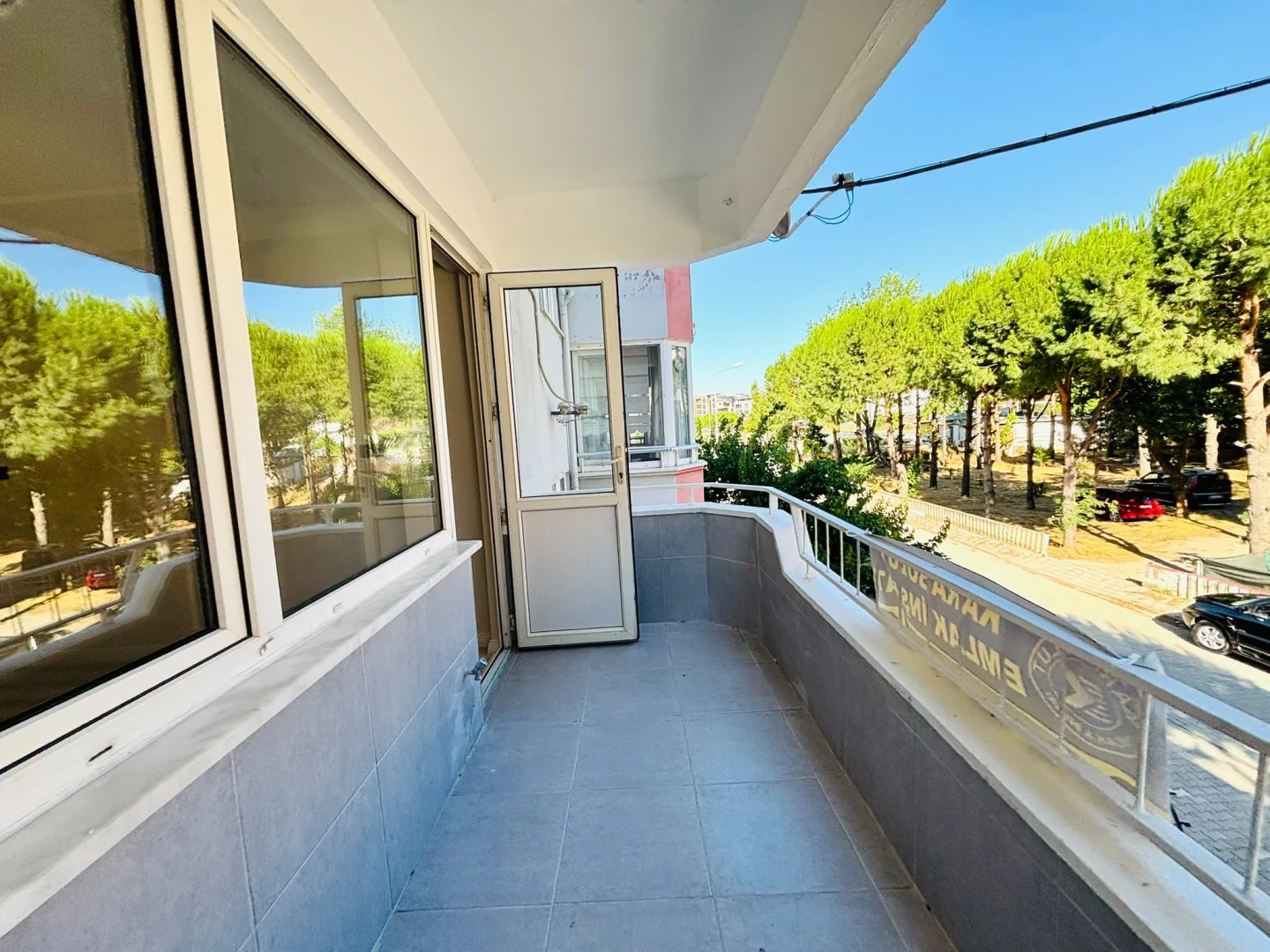 YÜKSELDEN İKİZÇAYDA ARA KAT ÖN CEPHE ULTRA LÜX SATILIK 3+1 DAİRE