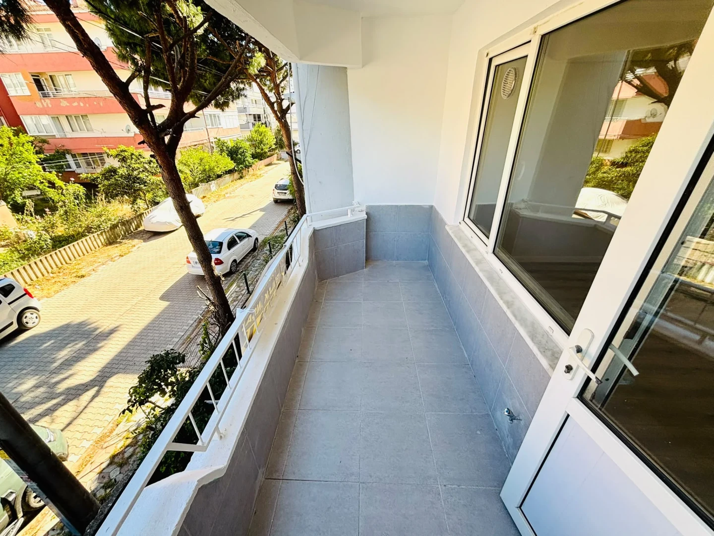 YÜKSELDEN İKİZÇAYDA ARA KAT ÖN CEPHE ULTRA LÜX SATILIK 3+1 DAİRE