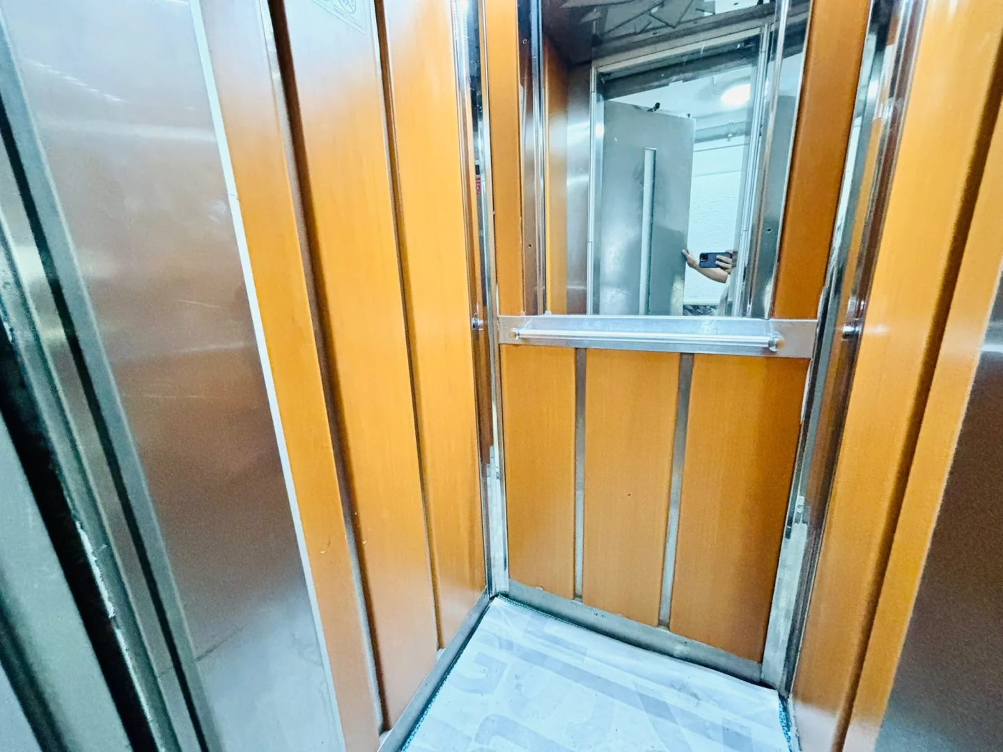 YÜKSELDEN İKİZÇAYDA ASANSÖRLÜ KOMBİLİ ARA KAT FIRSAT 3+1 DAİRE