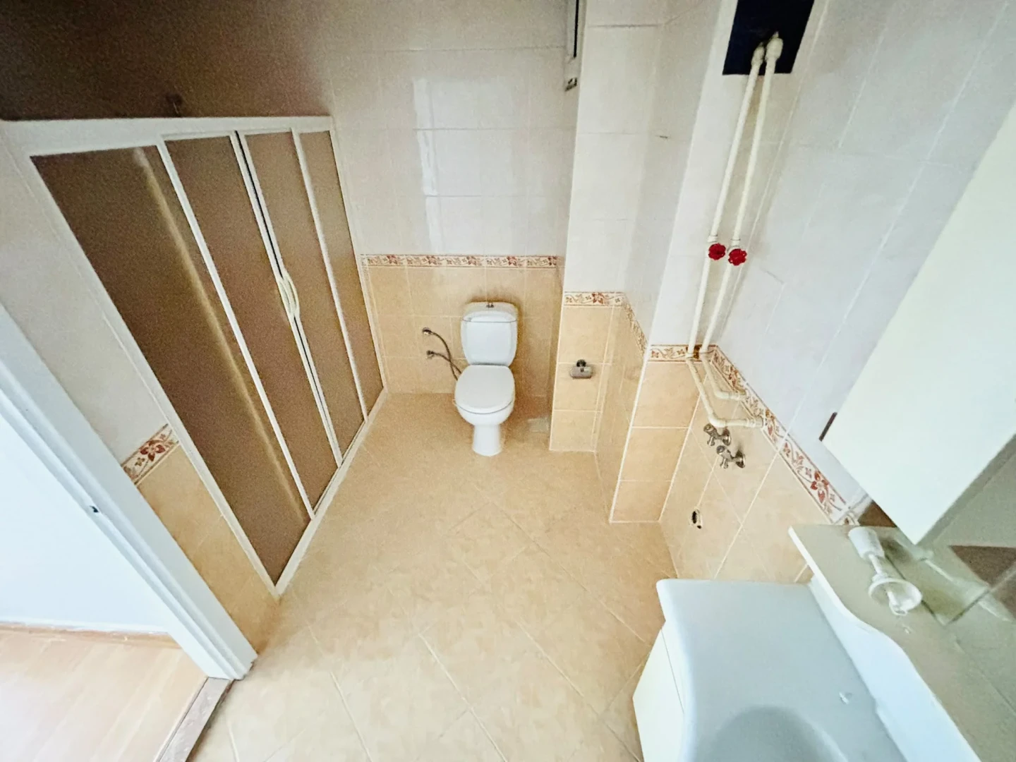 YÜKSELDEN İKİZÇAYDA ASANSÖRLÜ KOMBİLİ ARA KAT FIRSAT 3+1 DAİRE