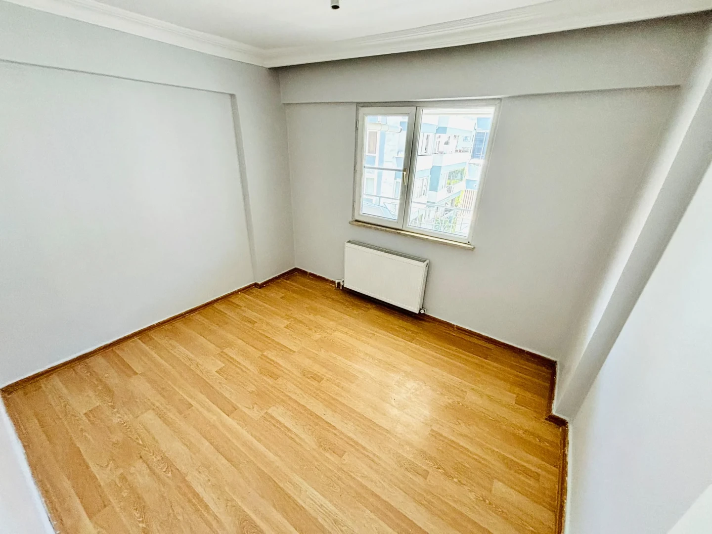 YÜKSELDEN İKİZÇAYDA ASANSÖRLÜ KOMBİLİ ARA KAT FIRSAT 3+1 DAİRE