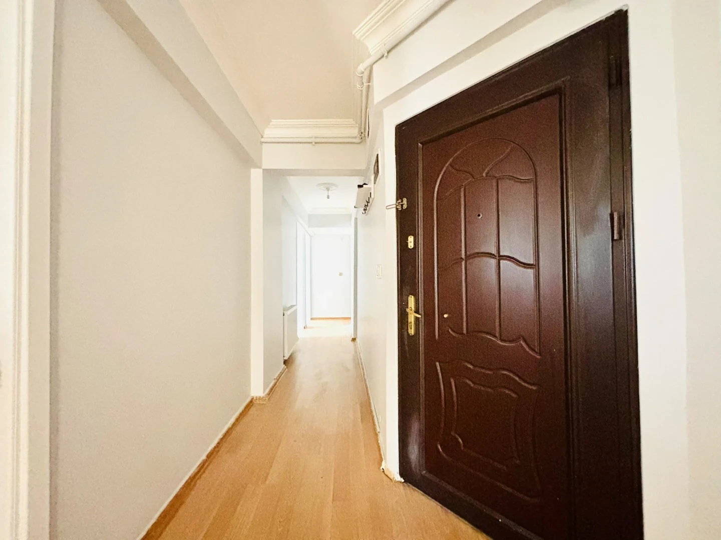 YÜKSELDEN İKİZÇAYDA ASANSÖRLÜ KOMBİLİ ARA KAT FIRSAT 3+1 DAİRE