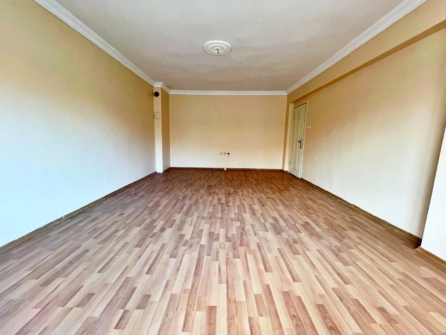 YÜKSELDEN İKİZÇAYDA KAÇMAZ FIRSAT DENİZE 500mt AYRI MUTFAK DAİRE